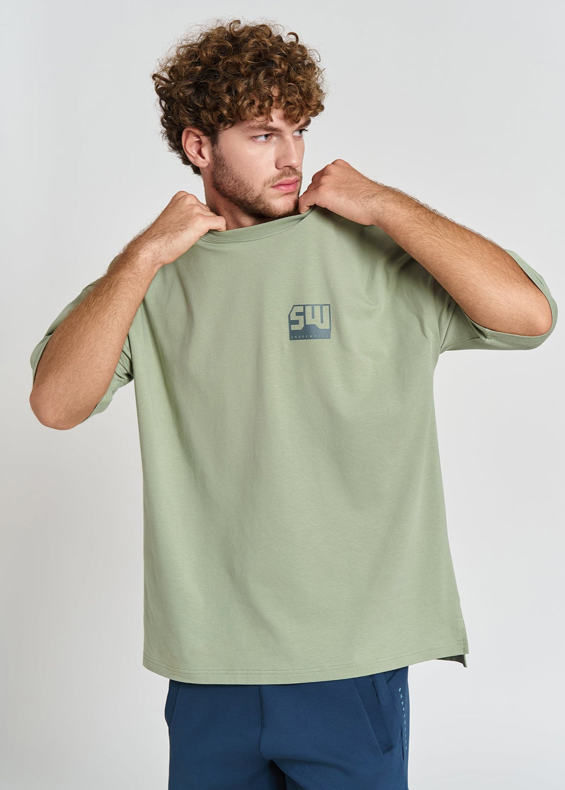 DUSTY SAGE Tshirt WRECK THE WORLD OVERSIZED TEE